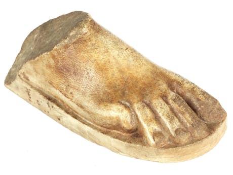 Fuß einer römischen Statue